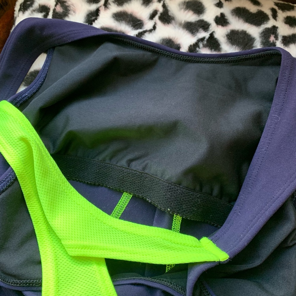 Ellie Racer Back Workout Tank - Picture 6 of 10